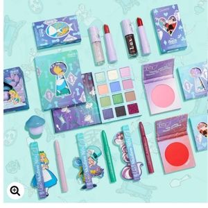 Colourpop  alice in wonderland   makeup  collection